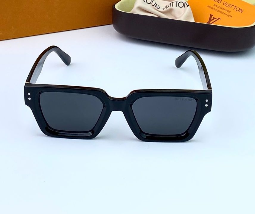 Lunettes de soleil mode noires tendance 9931