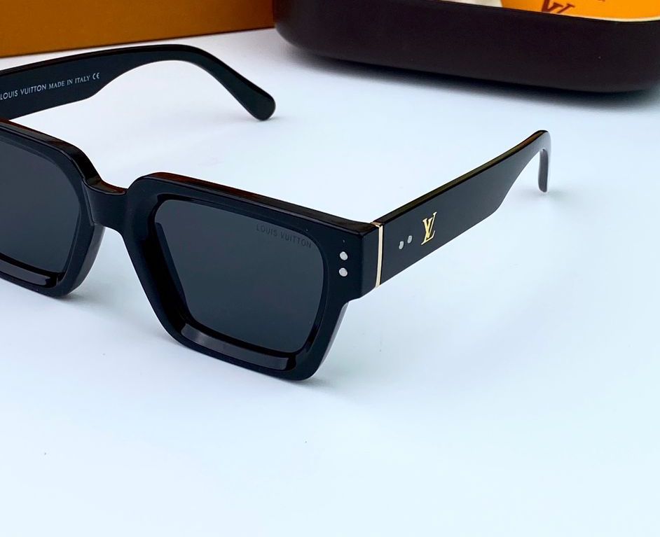 Lunettes de soleil mode noires tendance 9931