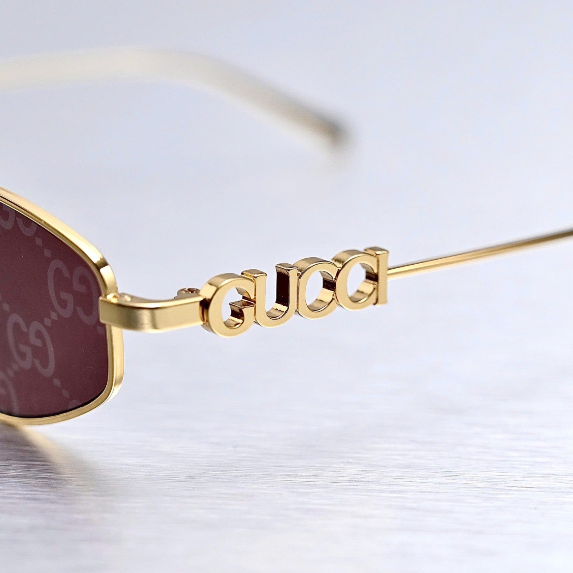 Lunettes de soleil mode serpent doré chic 9941