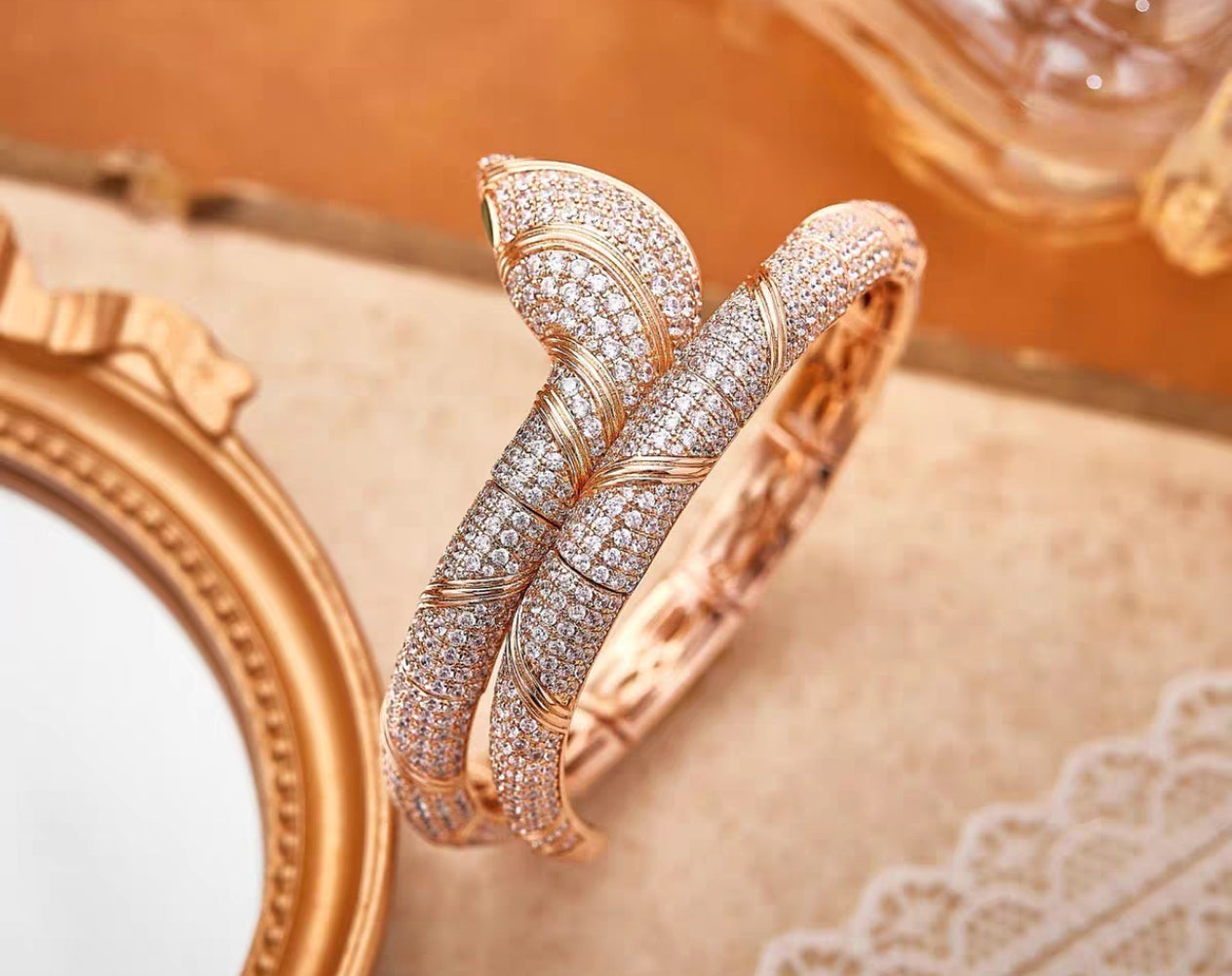 [ROYAL  ]HAUTE COUTURE GOLD SERPENTI BRACELET