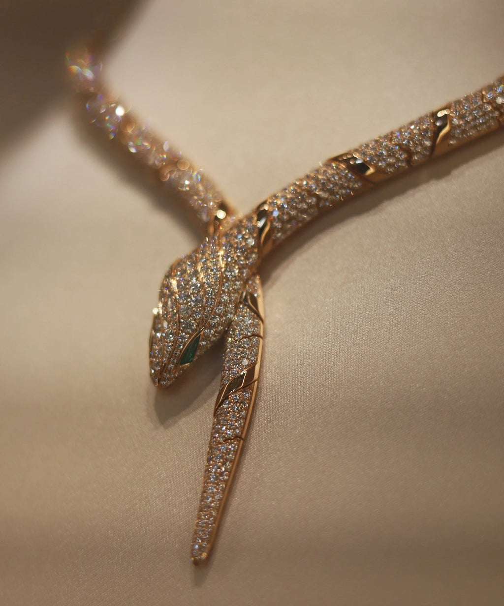 [ROYAL  ]HAUTE COUTURE GOLD SERPENTI NECKLACE