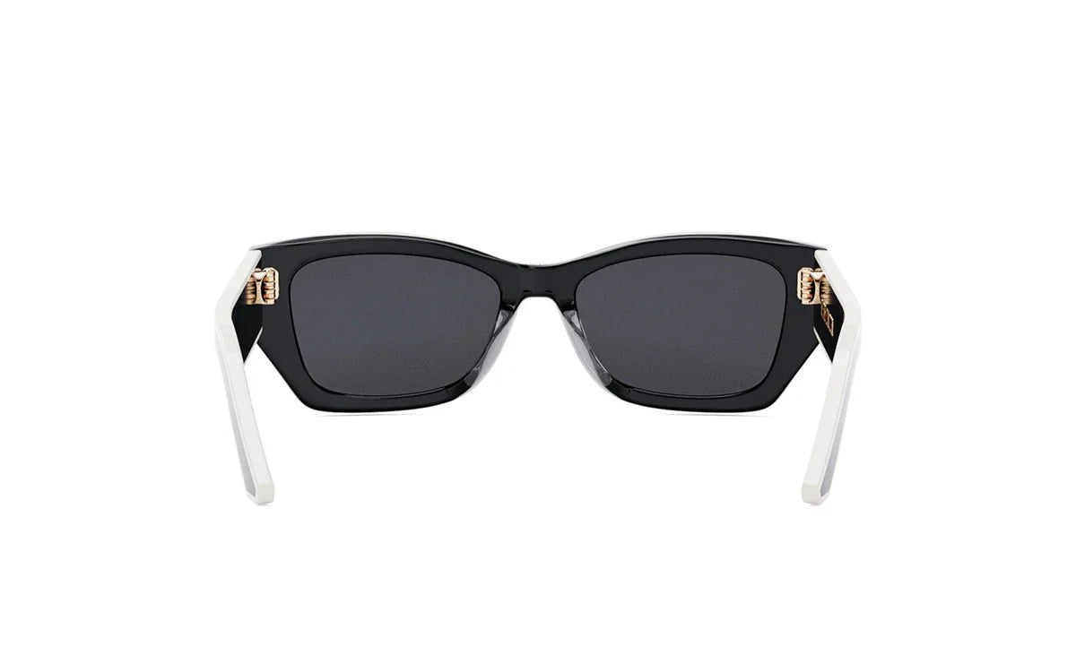 Lunettes de Soleil Monture Noire Moderne Premium 8856