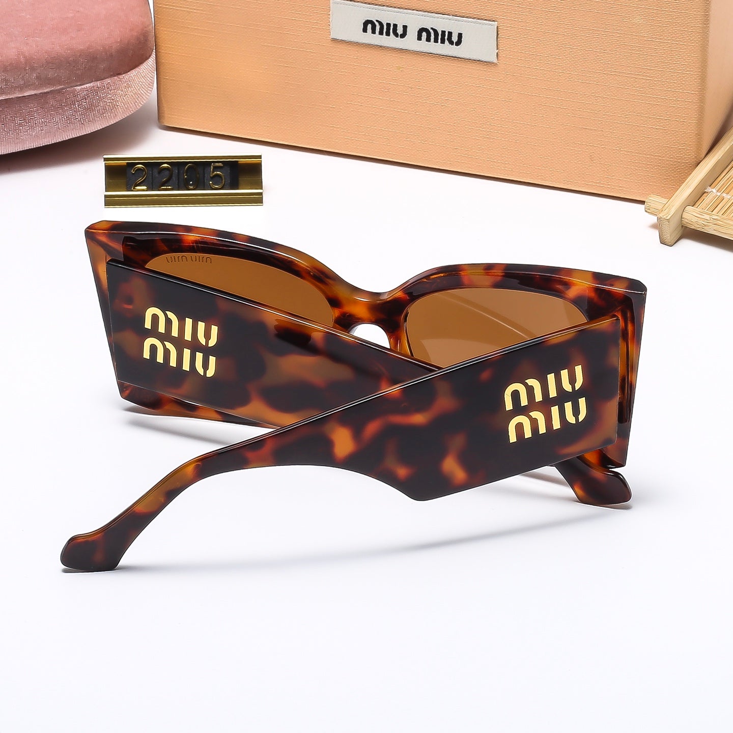 25 New Style Sunglasses That Make Your Face Look Smaller