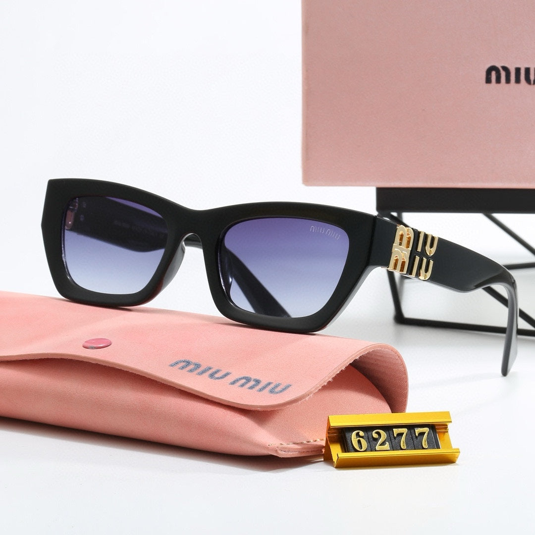 25 New and incredibly popular cat-eye shaped sunglasses