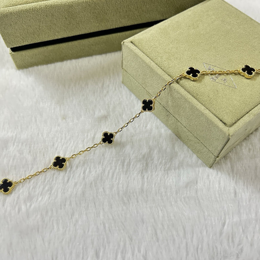 [Royal]CLOVER 6 MOTIF  ONYXS BRACELET