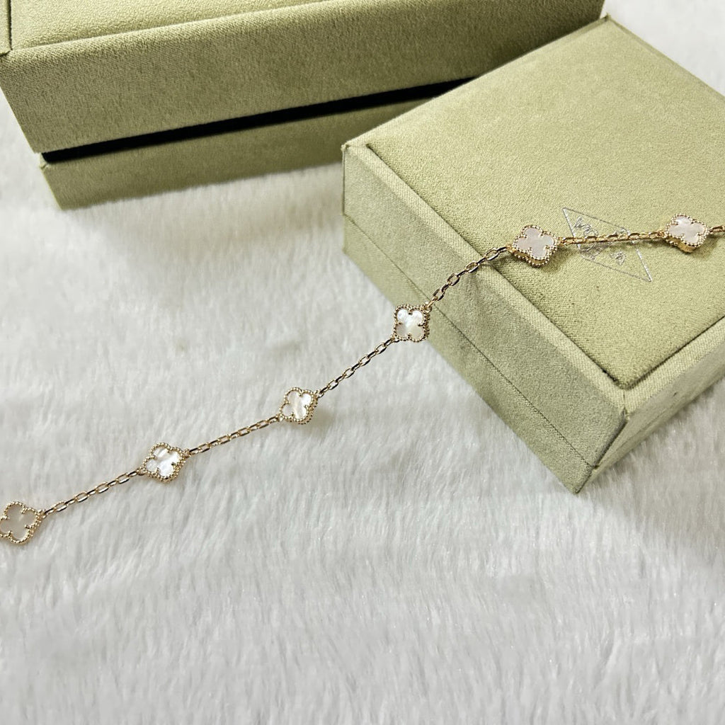 [Royal]CLOVER 6 MOTIF WHITE MOP BRACELET
