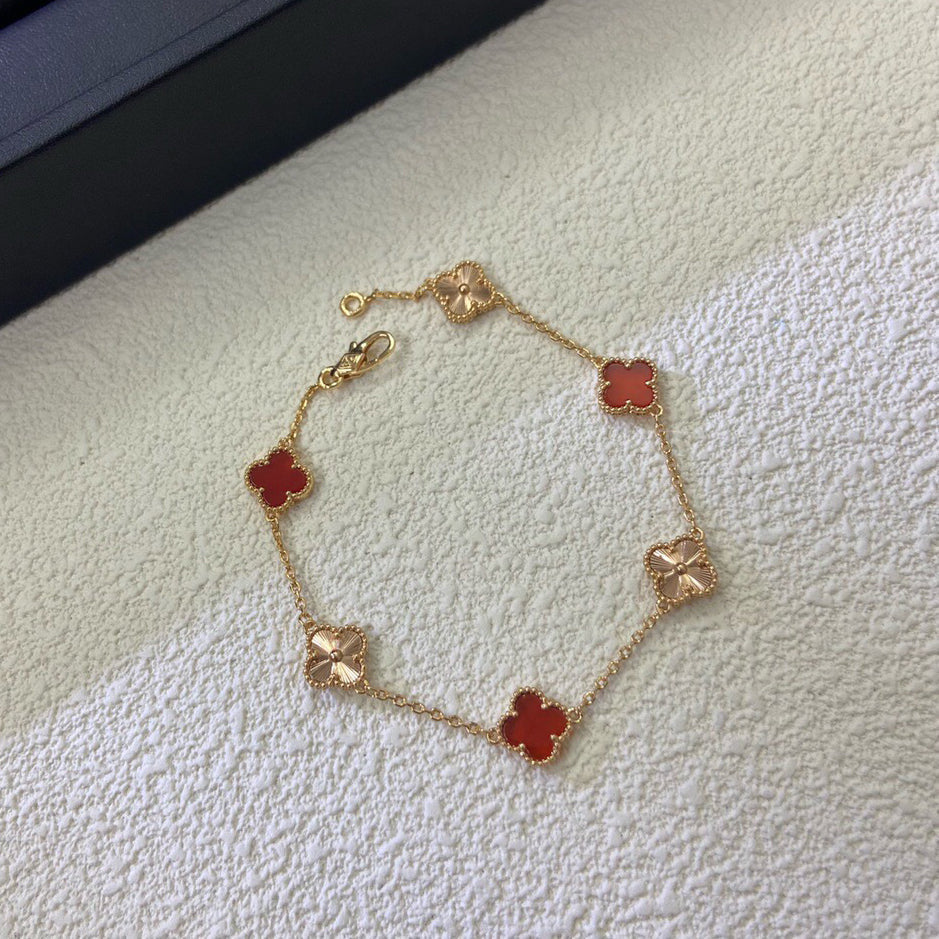 [Royal]CLOVER 6 MOTIF RED AGATE LASER BRACELET