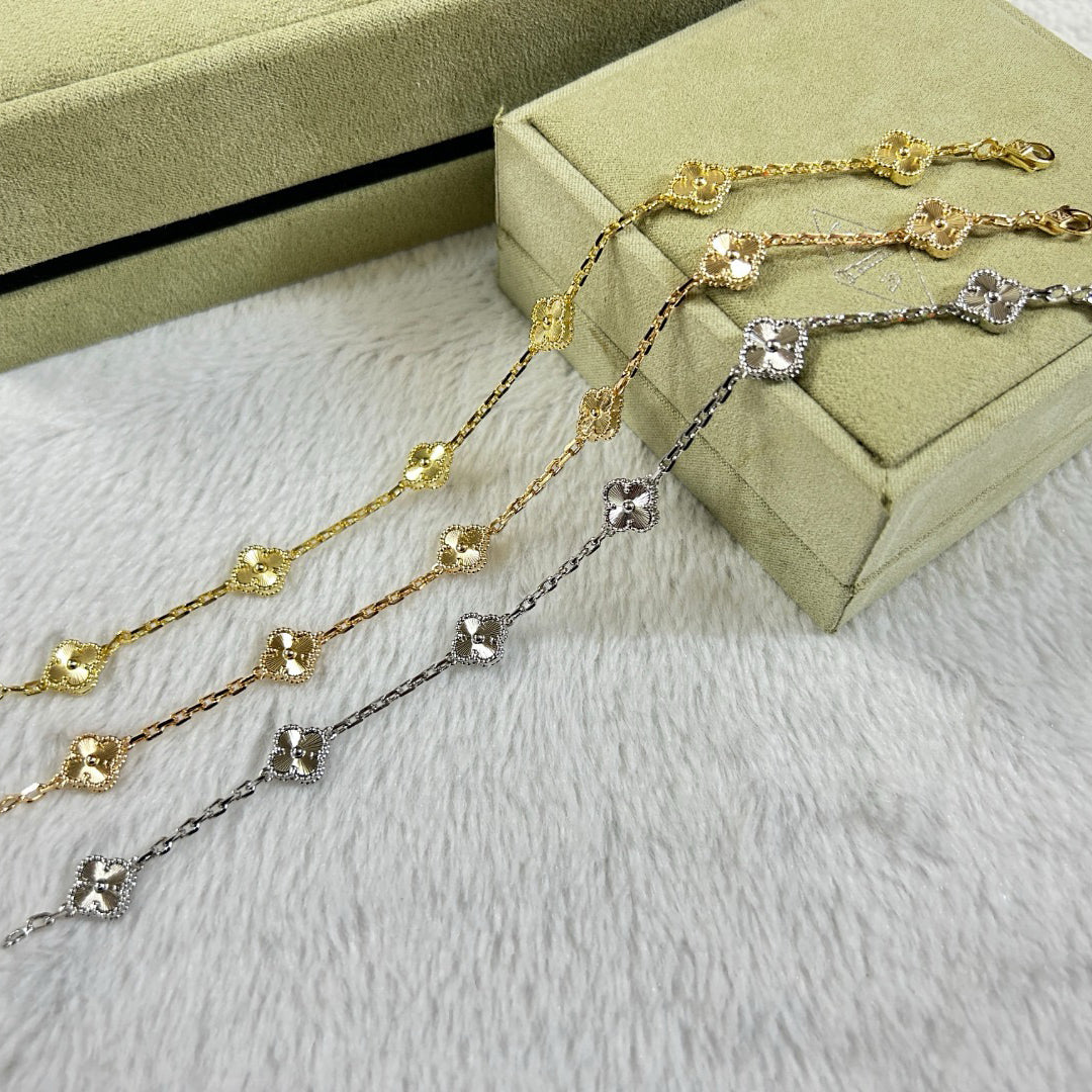 [Royal]CLOVER 6 MOTIF DIAMOND BRACELET