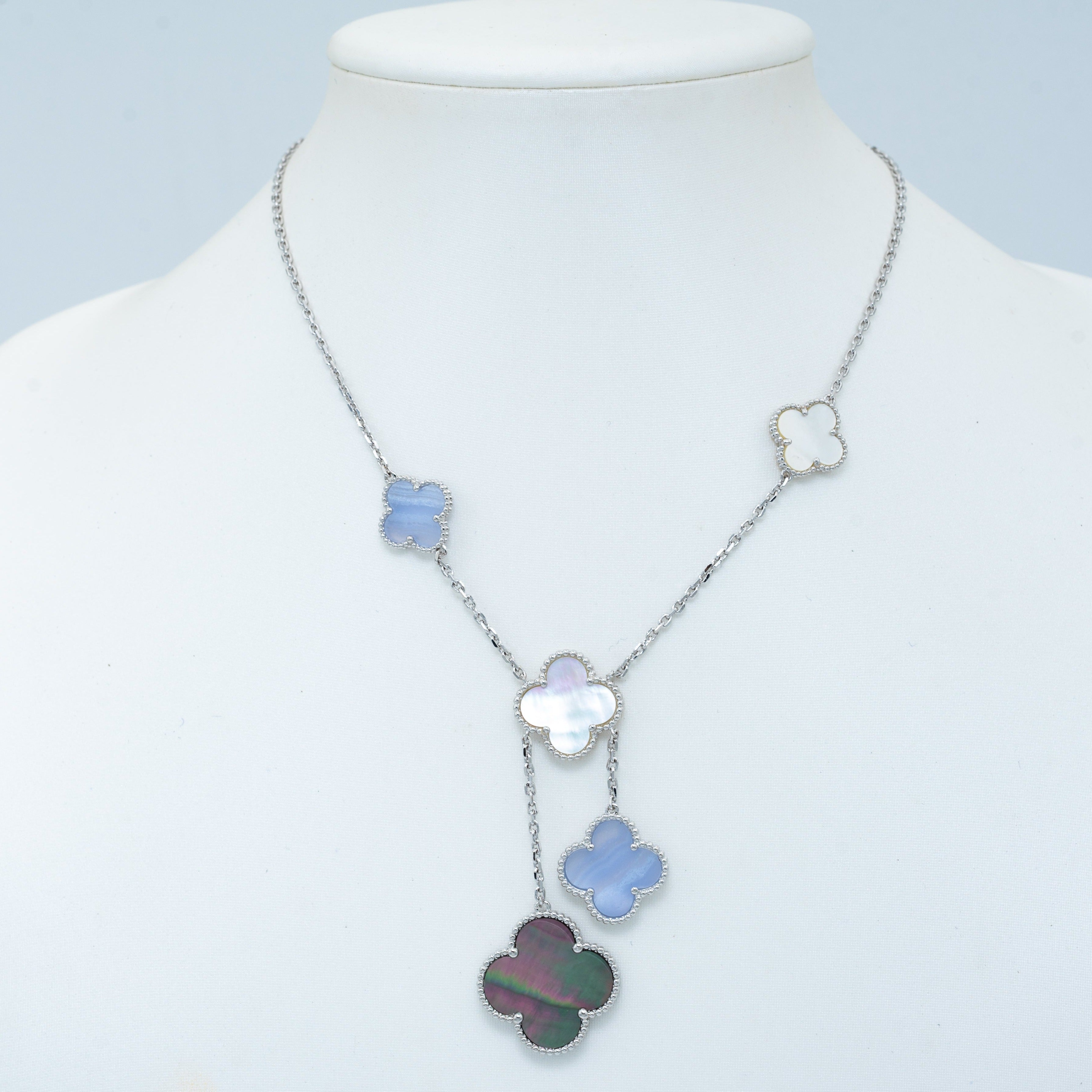 [Royal]CLOVER MOP CHALCEDONY NECKLACE SILVER 6 MOTIF