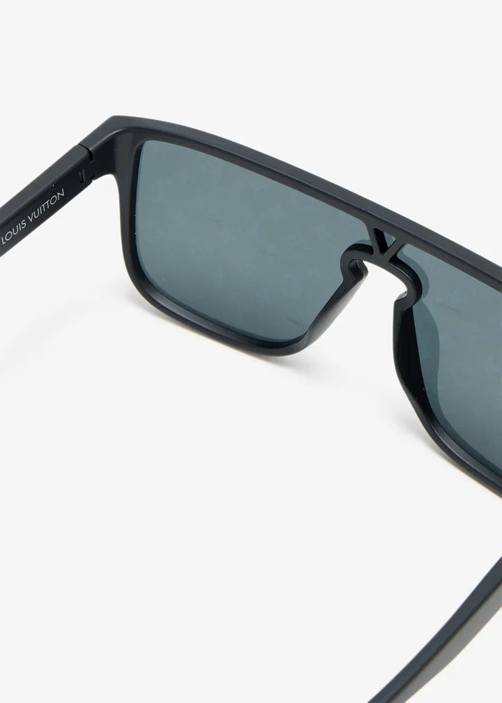 Lunettes de soleil monogramme premium 8856